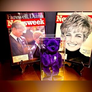 Vintage 1997 Princess Diana Beanie Baby w/ Errors + Pair of 1997 Newsweek Mags..